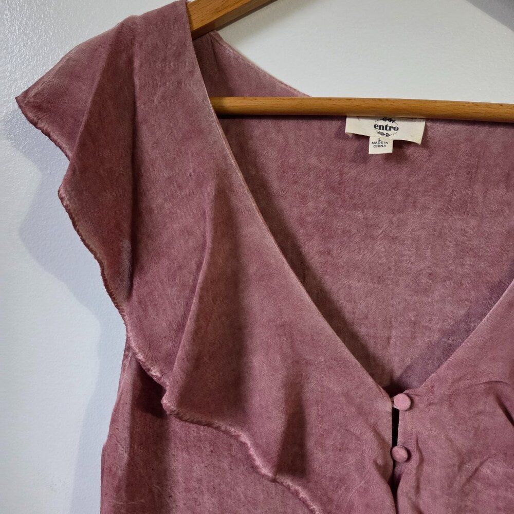 EUC LIKE NEW ENTRO V NECK RUFFLED HIGH LOW BUTTONED TOP SIZE LARGE - Picture 4 of 16